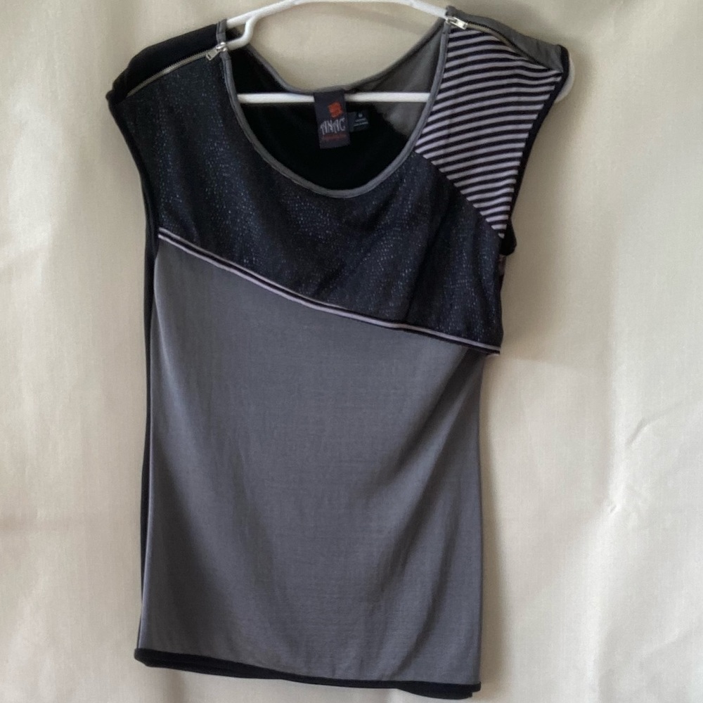 Anac Style by Kimi shirt size medium EUC